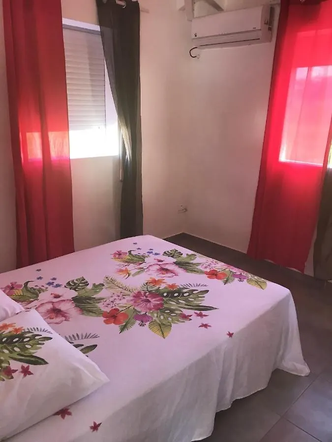 Villa Enchanteresse Au Moule Avec Piscine Privee Le Moule